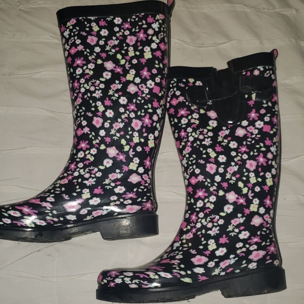 Rain boots